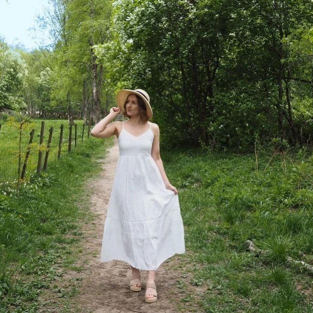 Creating Dreamy Vibes in My Favorite White Dress
